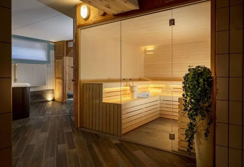 Отель Cristallo