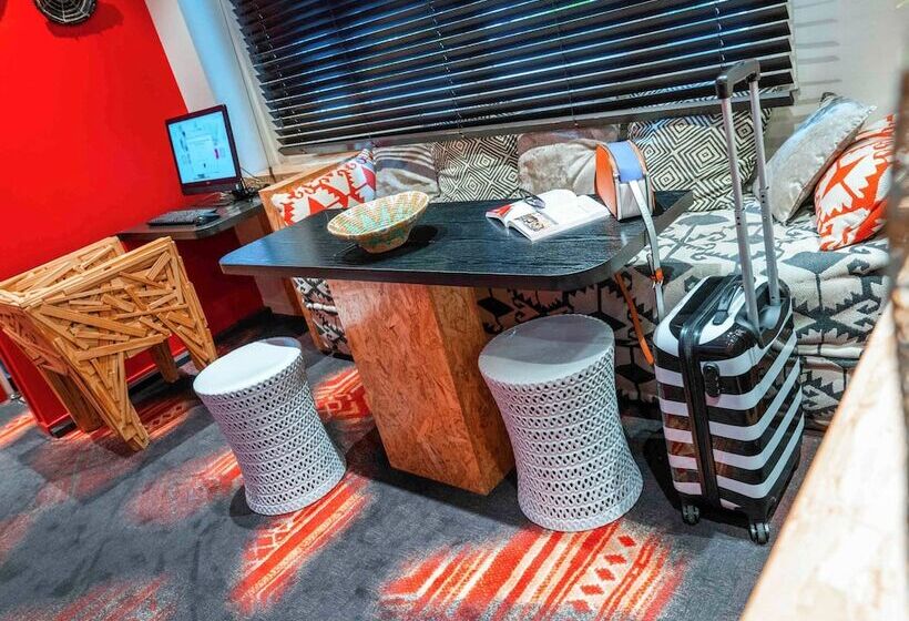 בית מלון כפרי Ibis Styles Paris Boulogne Marcel Sembat