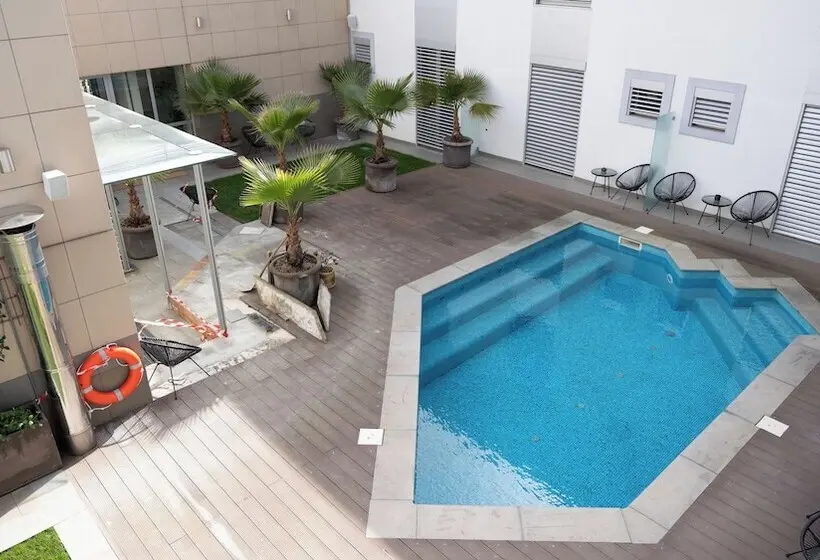 Hotelli Joivy Together Florence Urban Resort