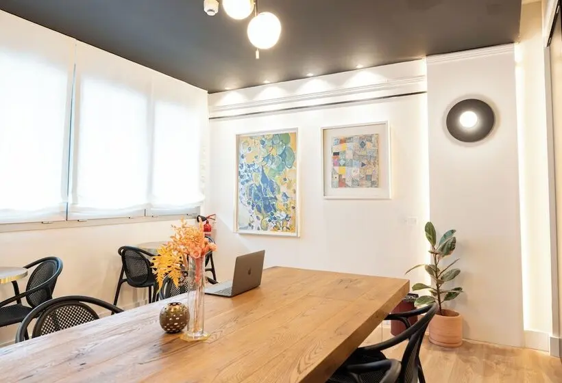 Hotelli Joivy Together Florence Urban Resort