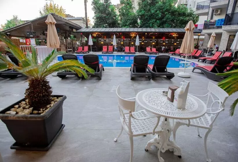 Fatih Hotel Kleopatra