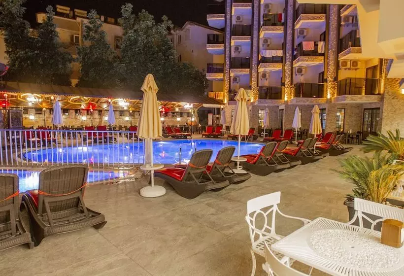 Fatih Hotel Kleopatra