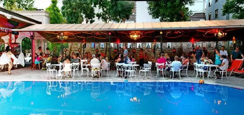 Fatih Hotel Kleopatra