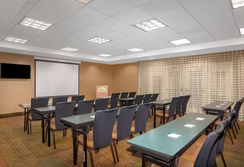 فندق La Quinta By Wyndham Charlotte Airport South