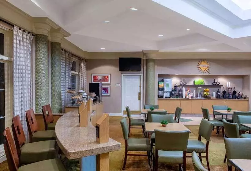 酒店 La Quinta By Wyndham Charlotte Airport South