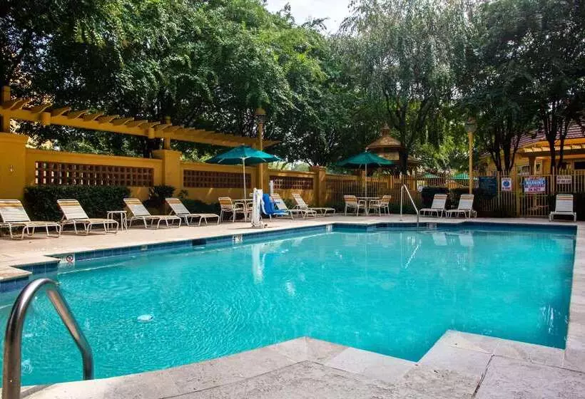 酒店 La Quinta By Wyndham Charlotte Airport South