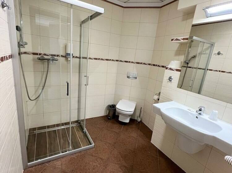 בית מלון כפרי Poleski