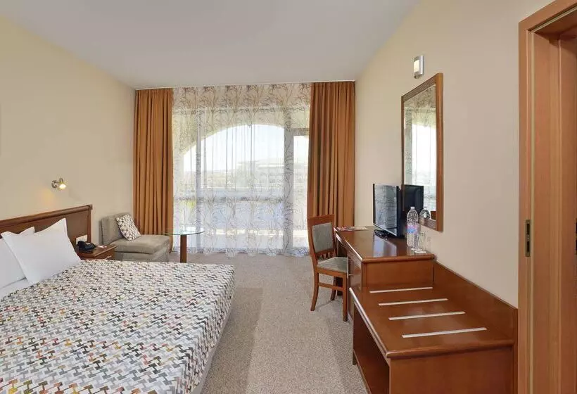 酒店 Sol Nessebar Bay All Inclusive