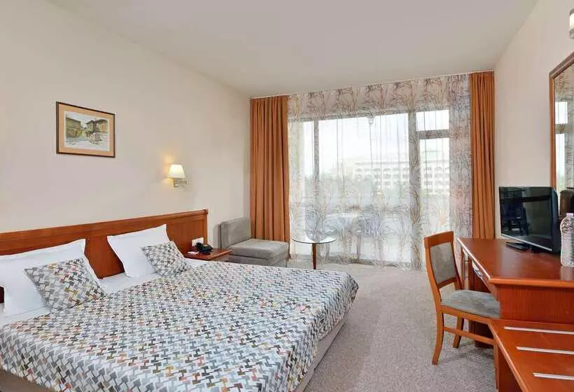 酒店 Sol Nessebar Bay All Inclusive