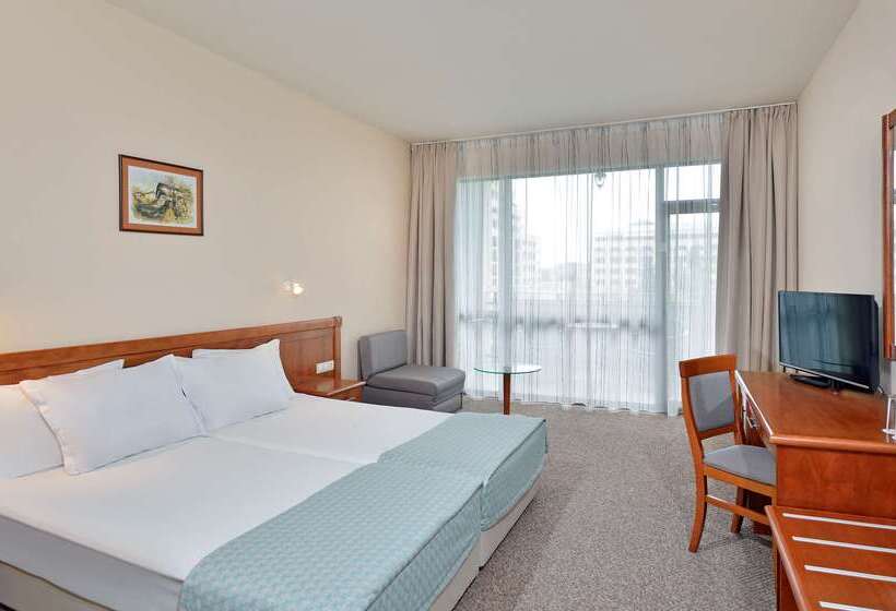 هتل Sol Nessebar Mare All Inclusive