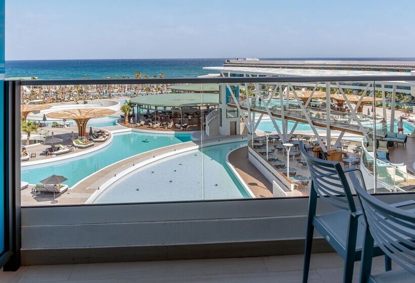 בית מלון כפרי Lyttos Mare