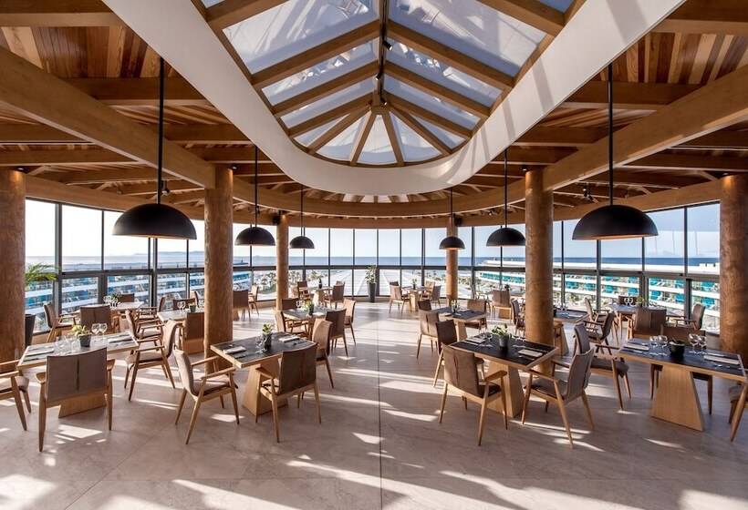 בית מלון כפרי Lyttos Mare