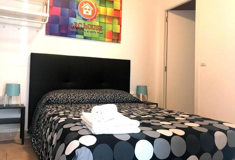 هاستل Arc House Sevilla Only Adults