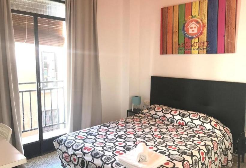 هاستل Arc House Sevilla Only Adults