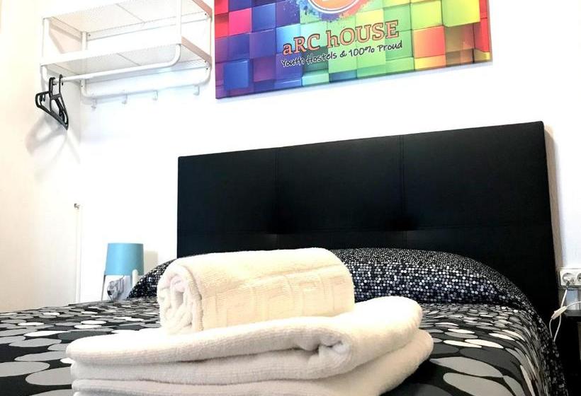 هاستل Arc House Sevilla Only Adults