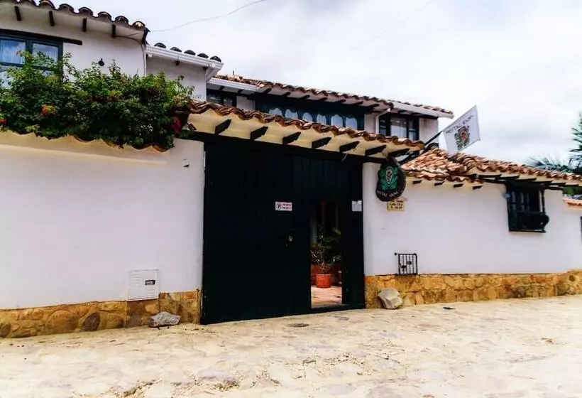 ホテル Hostal Rana