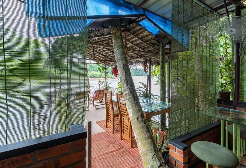 ホテル Munkudil Ayurveda & Yoga Retreat