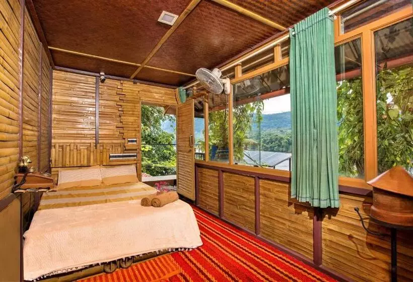 ホテル Munkudil Ayurveda & Yoga Retreat