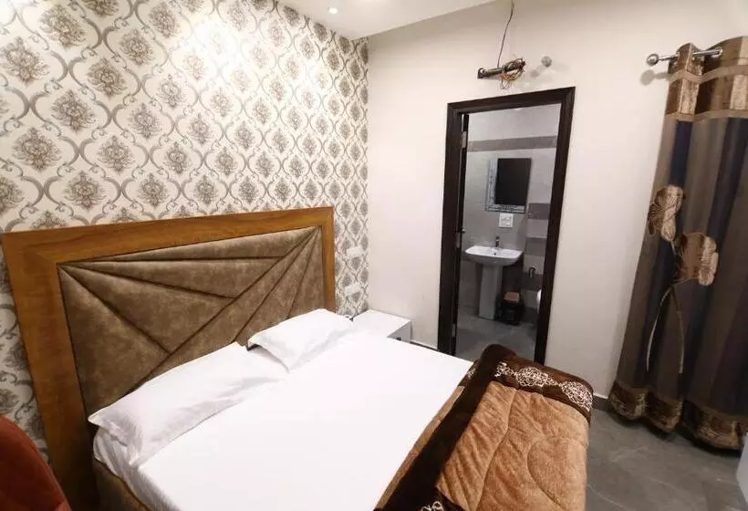 Hotelli Ovel