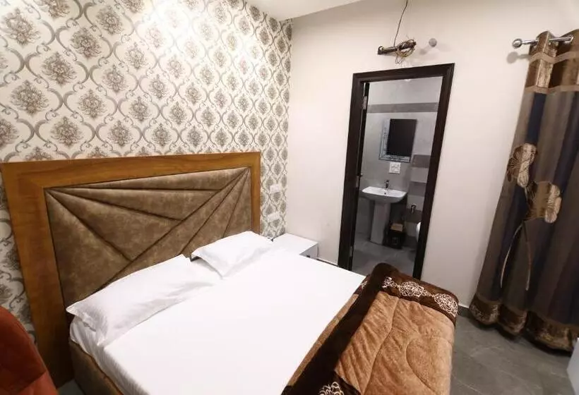 Hotelli Ovel