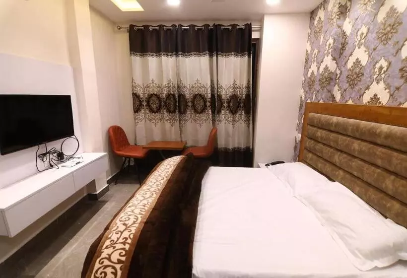 Hotelli Ovel