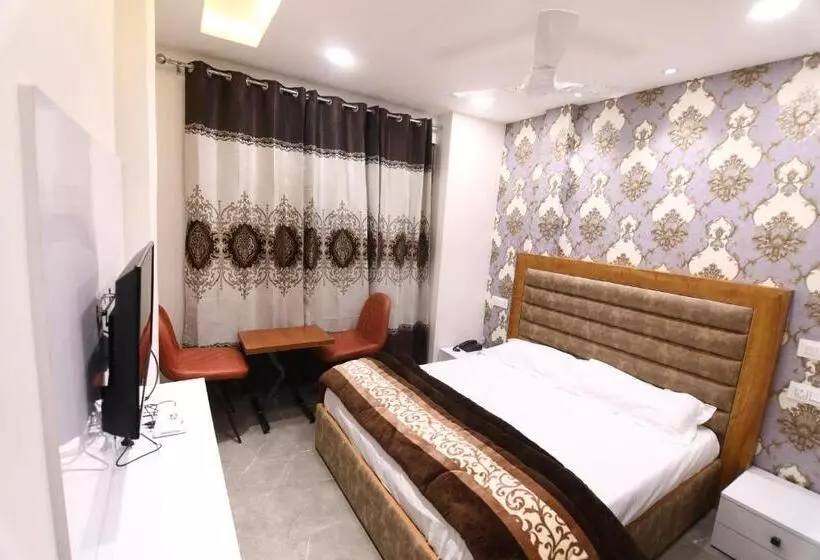 Hotelli Ovel