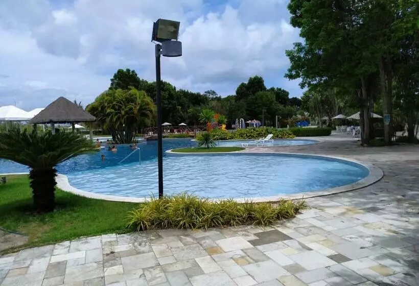 Iloa Resort