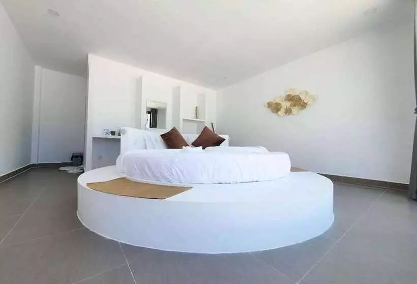 Luna Resort Koh Rong