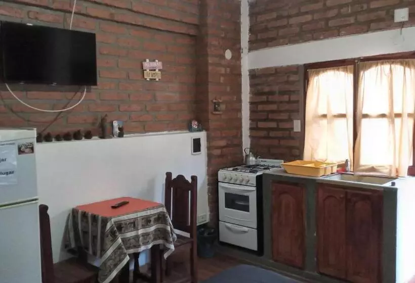 Retkeilymaja Alojamiento Los Amigos