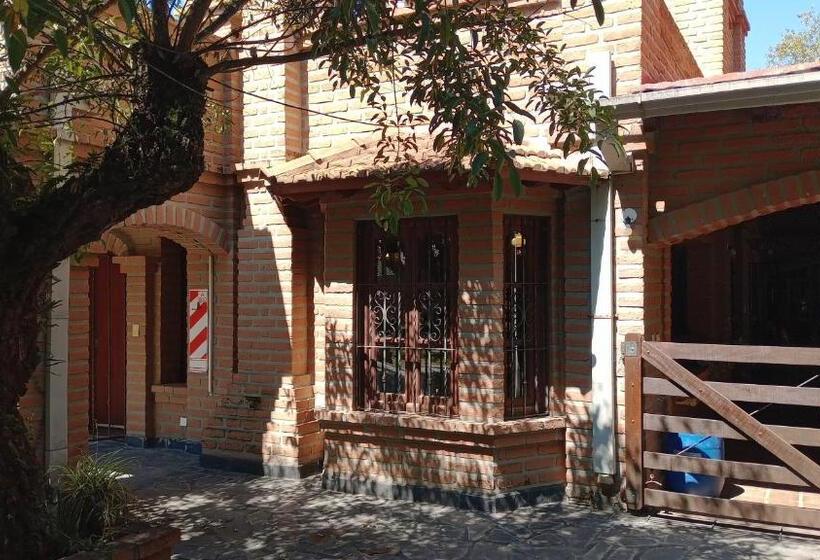 Hostel Alojamiento Los Amigos