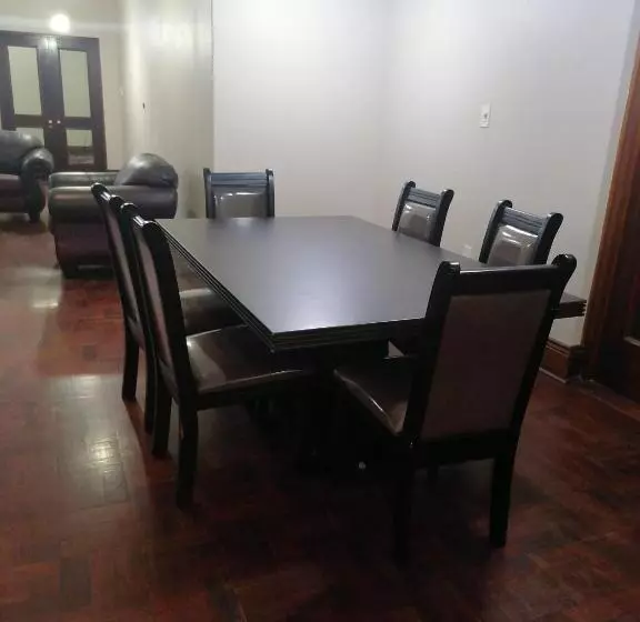 Aamiaismajoitus (B&B) 180 On Anderson Guest House