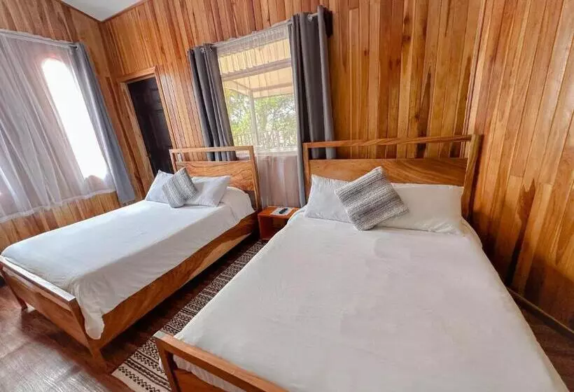 Aamiaismajoitus (B&B) Montefresco Boutique Hostel