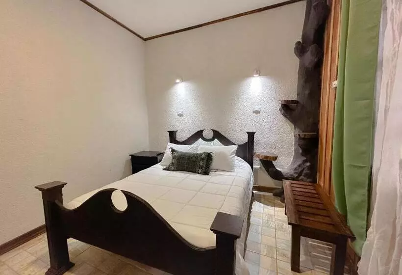 Aamiaismajoitus (B&B) Montefresco Boutique Hostel