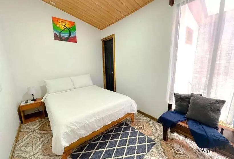 Aamiaismajoitus (B&B) Montefresco Boutique Hostel