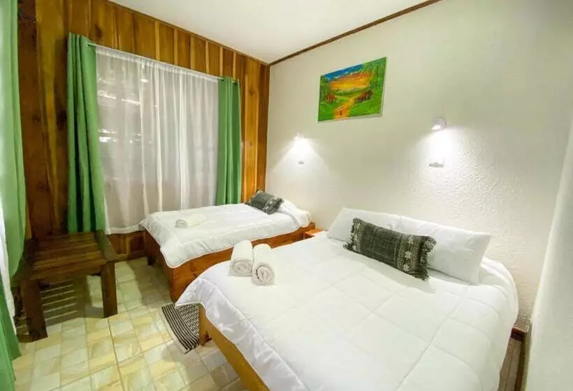 Aamiaismajoitus (B&B) Montefresco Boutique Hostel