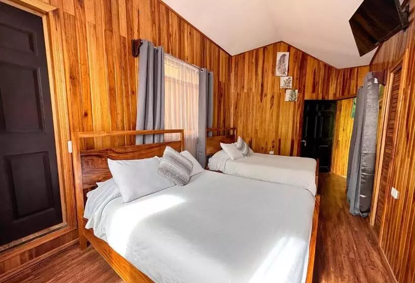 Aamiaismajoitus (B&B) Montefresco Boutique Hostel