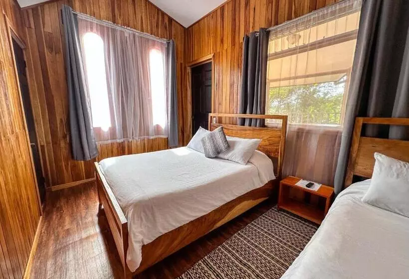 Aamiaismajoitus (B&B) Montefresco Boutique Hostel