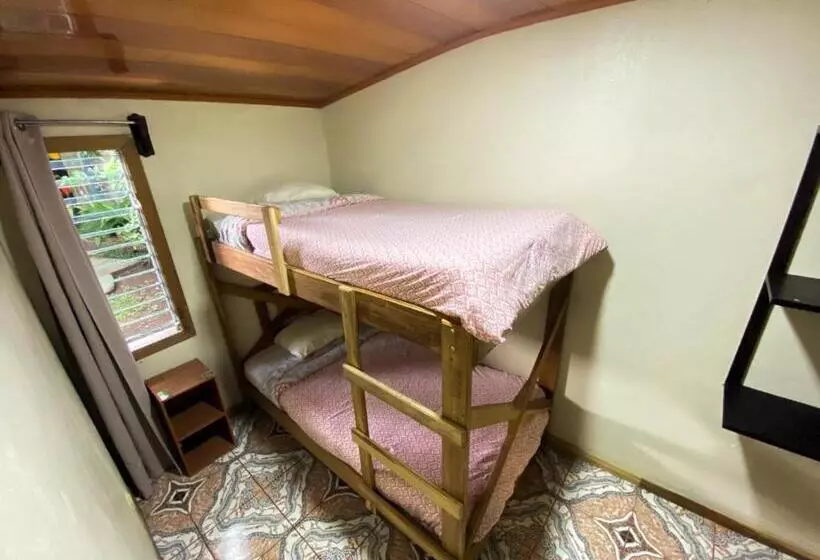 Aamiaismajoitus (B&B) Montefresco Boutique Hostel