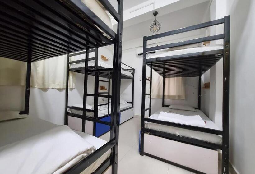 הוסטל Hoshtel99   Prime   Stay, Cowork And Cafe