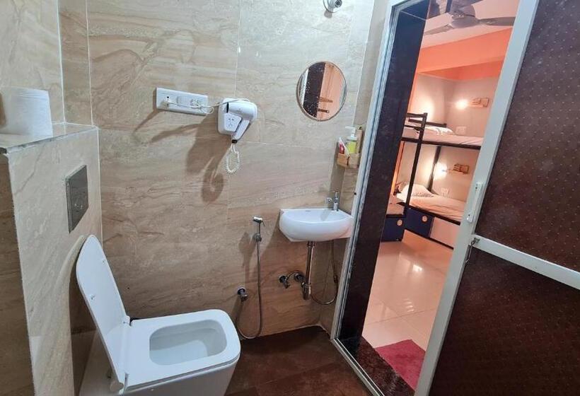 הוסטל Hoshtel99   Prime   Stay, Cowork And Cafe