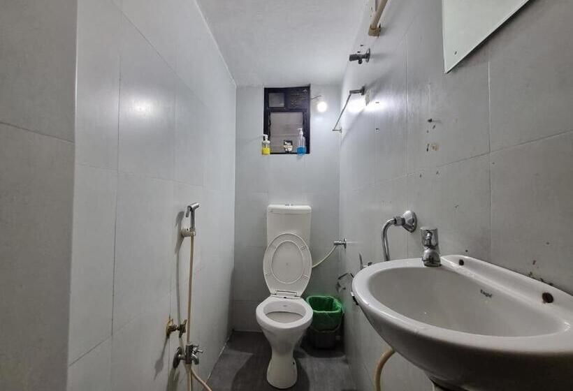 הוסטל Hoshtel99   Prime   Stay, Cowork And Cafe