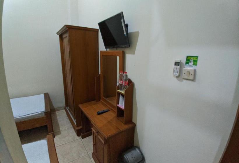 בית מלון כפרי Abbas Syariah