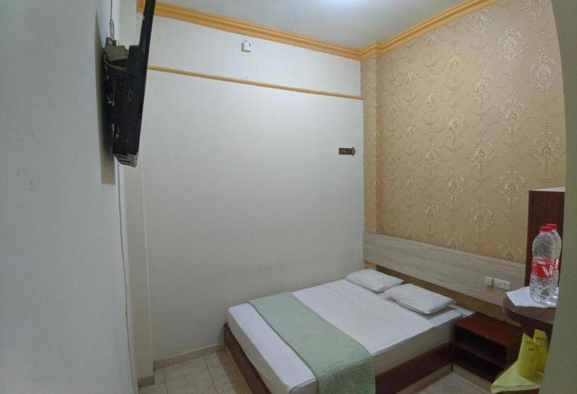 בית מלון כפרי Abbas Syariah