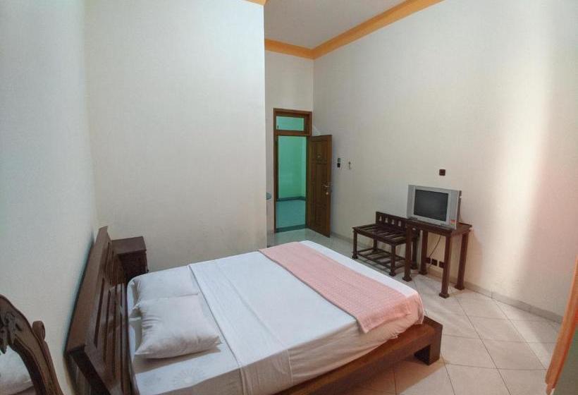 בית מלון כפרי Abbas Syariah