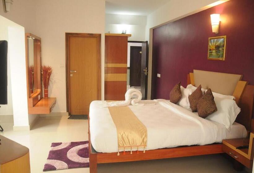 Отель Alwesal International