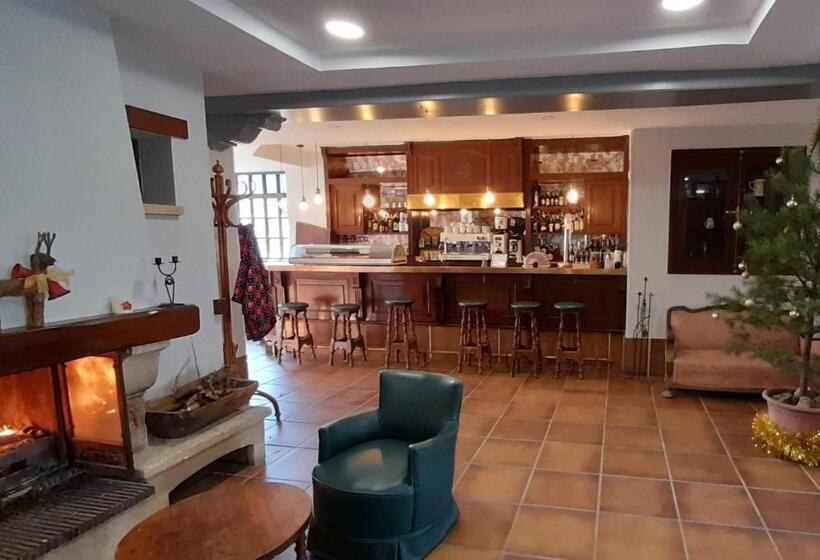 ホテル Del Trueno