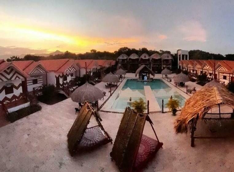 فندق Palmares Beach