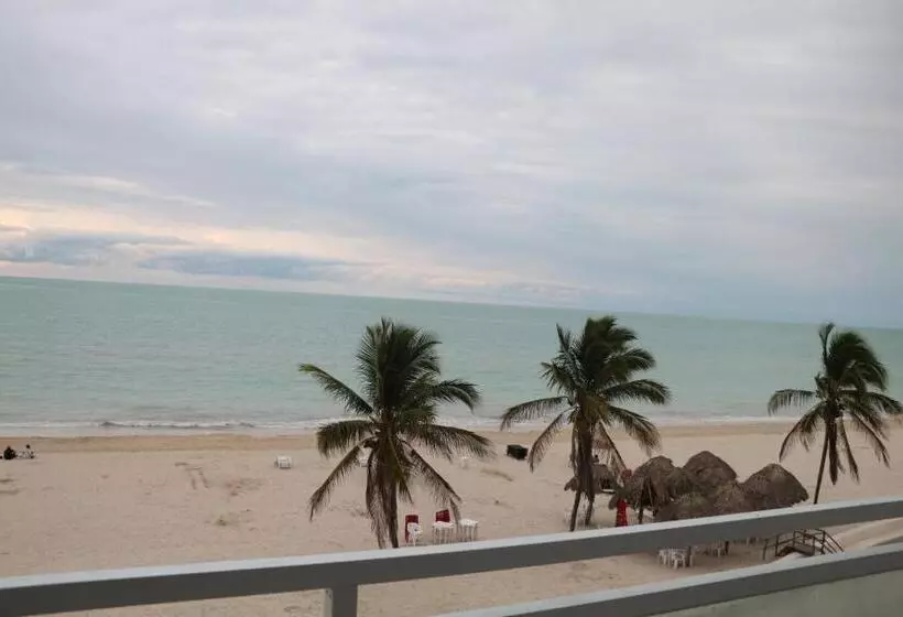 Hotel Tropical Suites Progreso