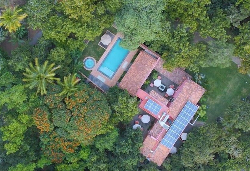 La Paranera Hotel & Relax