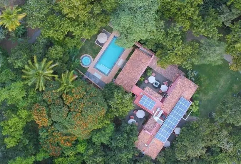 La Paranera Hotel & Relax